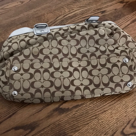 Authentic Coach shoulder bag - Picture 4 of 4